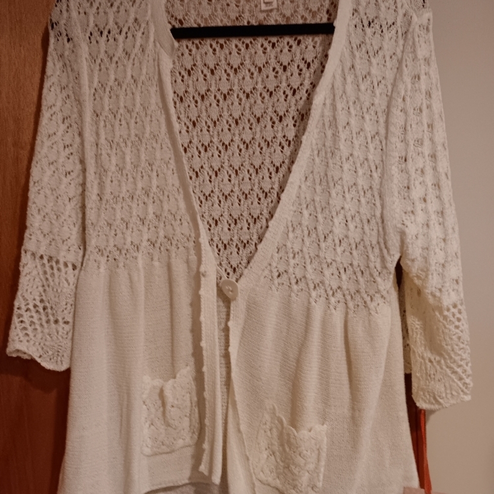 Intuitions Elegant White Women's Sweater